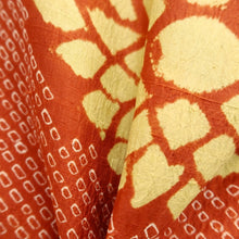 Load image into Gallery viewer, Haori Jacket Vintage(1920-1950) Vermillion Yellow Shibori Chrysanthemum Silk #11009F5
