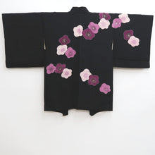 Load image into Gallery viewer, Haori Jacket Vintage(1950-1980) Black Plum blossom Silk #10046C5
