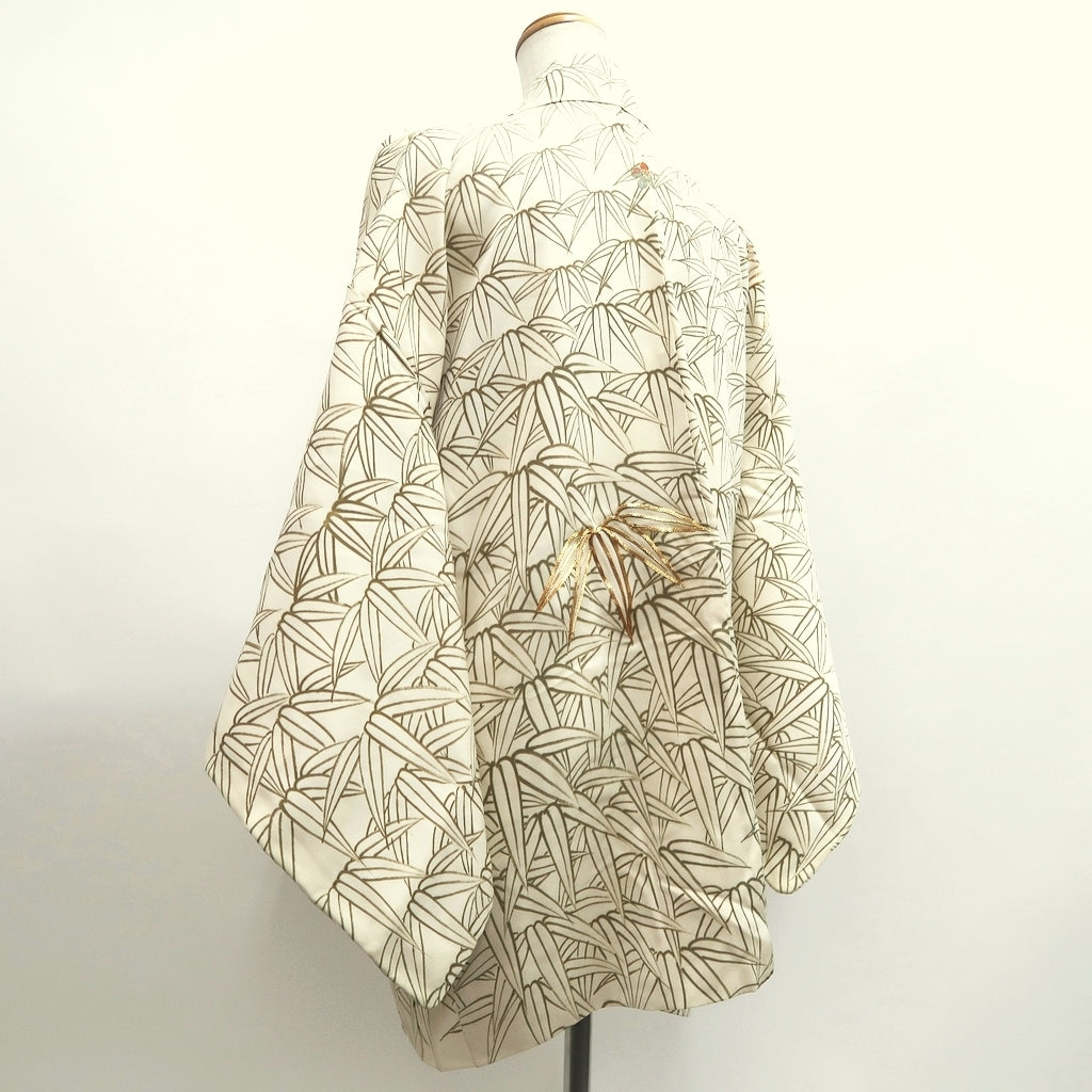 Haori Jacket Vintage(1950-1980) Cream white Bamboo leaf Embroidery Silk #10121D3