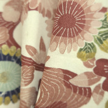 Load image into Gallery viewer, Haori Jacket Vintage(1950-1980) White Chrysanthemum Maple Leaf Silk #10742D3
