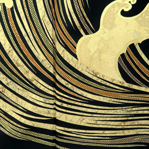 Tomesode Black Gold Curling Wave Silk #10399A1