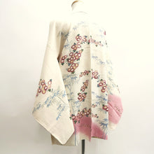 Load image into Gallery viewer, Haori Jacket Vintage(1950-1980) White Flower Silk #10002C3
