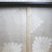 Load image into Gallery viewer, Haori Jacket Vintage(1950-1980) Black Gold Chrysanthemum Silk #9779A4
