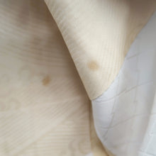 Load image into Gallery viewer, Haori Jacket Vintage(1950-1980) White Flower Silk #10002C3
