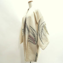 Load image into Gallery viewer, Haori Jacket Vintage(1950-1980) Cream white Peacock feather Silk #10017C3
