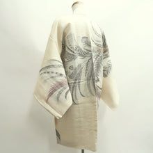 Load image into Gallery viewer, Haori Jacket Vintage(1950-1980) Cream white Peacock feather Silk #10017C3
