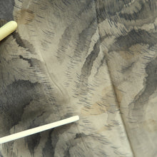 Load image into Gallery viewer, Men&#39;s Juban Vintage(1950-1980) Gray Tiger Silk #10457A4
