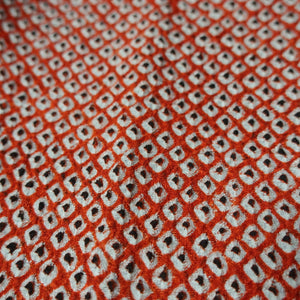 KK1410B8 Silk Kimono Fabric Vintage(1950-1980) Shibori Red 75.2x12.6in(191x32cm)