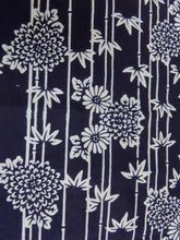 Load image into Gallery viewer, FF2561B Cotton Kimono Fabric Chrysanthemum Indigo Blue 42.1x13.0in(107x33cm)
