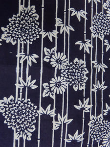 FF2561B Cotton Kimono Fabric Chrysanthemum Indigo Blue 42.1x13.0in(107x33cm)
