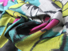 Load image into Gallery viewer, ACH#642a40 Silk Kimono Fabric Vintage Meisen 57.1x12.6in(145x32cm)
