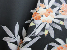 Load image into Gallery viewer, Haori Jacket Vintage(1950-1980) Black Oleander Silk #7821L1
