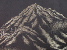 Load image into Gallery viewer, Haori Jacket Vintage(1950-1980) Black Gold Gorgeous Glinting Mountain #119
