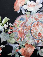 Load image into Gallery viewer, Haori Jacket Vintage(1950-1980) Black Fully Embroidered Flower Silk #7949M3

