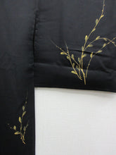 Load image into Gallery viewer, Haori Jacket Vintage(1950-1980) Black Gold Salix gracilistyla Nekoyanagi Silk #7822L1

