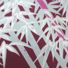 Load image into Gallery viewer, KK1008B1 Silk Kimono Fabric Vintage(1920-1950) Bamboo Wine red 56.3x13.0in(143x33cm)
