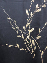 Load image into Gallery viewer, Haori Jacket Vintage(1950-1980) Black Gold Salix gracilistyla Nekoyanagi Silk #7822L1

