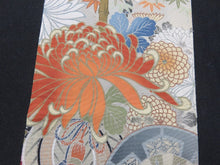 Load image into Gallery viewer, BCF#2638 Silk Tomesode Fabric Vintage(1920-1950) Chrysanthemum Light Beige 80cm (31.5in)
