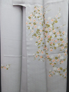 Kimono Light Gray Chrysanthemum Sayagata Tsukesage Silk #8248B5