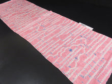 Load image into Gallery viewer, FF2607A Silk Kimono Fabric Vintage(1950-1980) Shibori Pink 43.3x12.6in(110x32cm)
