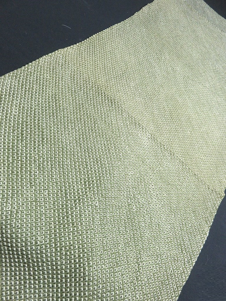 FF#2551 Silk Kimono Fabric Vintage(1950-1980) Hand-stitched Shibori Pale Green 95cm (37.4in)