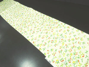 MBFq#68A Silk Kimono Fabric Vintage(1950-1980) Rinzu Flower Pale Yellow 61.8x12.6in(157x32cm)