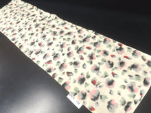 Load image into Gallery viewer, MKF#132 Silk Kimono Fabric Vintage(1920-1950) Meisen Flower White 45.7x11.8in(116x30cm)
