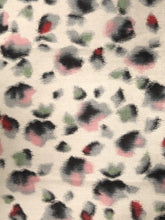 Load image into Gallery viewer, MKF#132 Silk Kimono Fabric Vintage(1920-1950) Meisen Flower White 45.7x11.8in(116x30cm)
