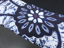Load image into Gallery viewer, KK740A6 Cotton Kimono Fabric Vintage(1950-1980) Shibori Navy 47.2x5.9in(120x15cm)
