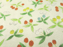 Load image into Gallery viewer, MBFq#68A Silk Kimono Fabric Vintage(1950-1980) Rinzu Flower Pale Yellow 61.8x12.6in(157x32cm)
