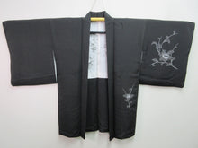 Load image into Gallery viewer, Haori Jacket Vintage(1950-1980) Black Embroidery Flower Branch Silk #7672J3
