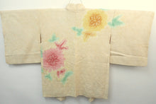 Load image into Gallery viewer, Haori Jacket Vintage(1950-1980) Pale Yellow Full Shibori Peony Silk #8832A5
