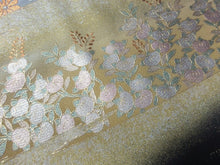 Load image into Gallery viewer, BCF#2936 Silk Tomesode Fabric Heian Princess 45.3x12.6in(115x32cm)
