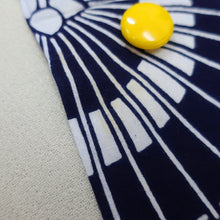 Load image into Gallery viewer, KK1115B3 Cotton Kimono Fabric Vintage(1950-1980) Bangasa Umbrella Navy 59.4x13.0in(151x33cm)
