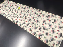 Load image into Gallery viewer, ACH#640 Silk Kimono Fabric Vintage Meisen Cream white 45.3x11.0in(115x28cm)
