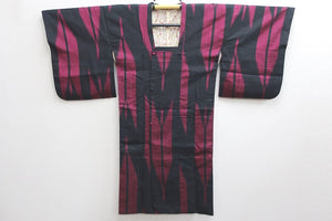 Haori Jacket Vintage(1950-1980) Black Magenta Yabane Silk #8758A1