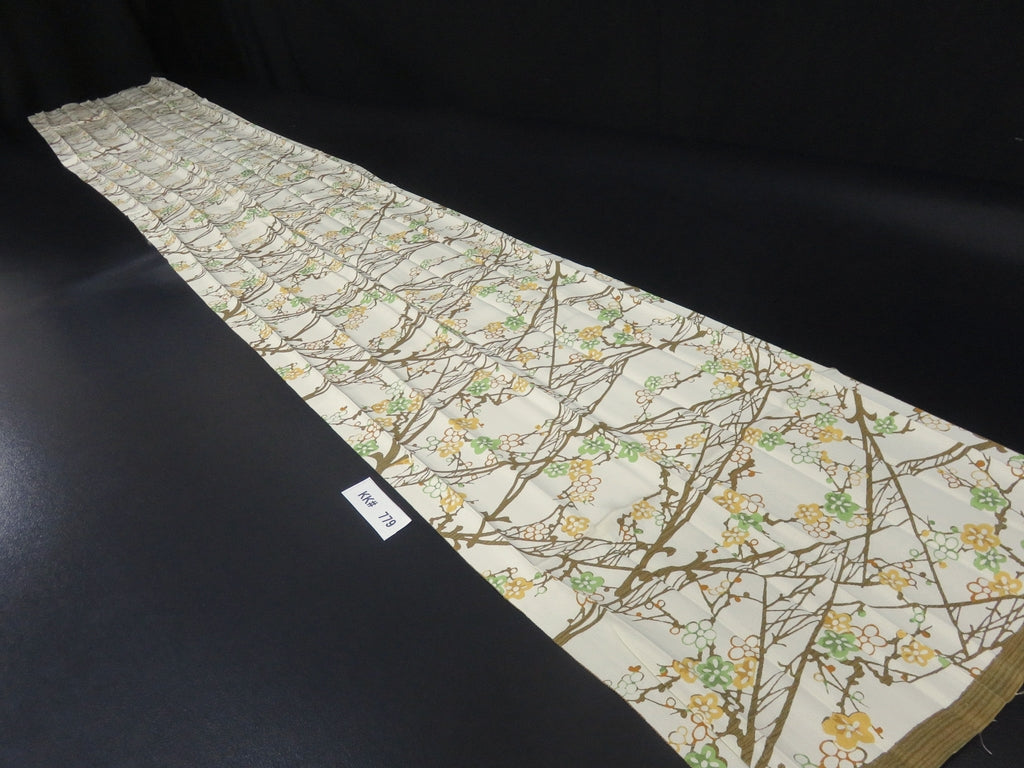 KK779A6 Silk Kimono Fabric Vintage(1950-1980) Plum Blossom Cream Yellow 70.9x11.8in(180x30cm)