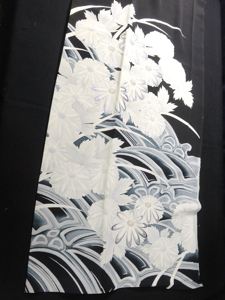 BCF#2755 Silk Tomesode Fabric Vintage(1950-1980) Flower White Black 110cm (43.3in)