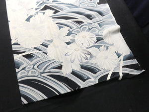 BCF#2755 Silk Tomesode Fabric Vintage(1950-1980) Flower White Black 110cm (43.3in)