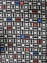 Load image into Gallery viewer, MKF#138 Silk Kimono Fabric Vintage(1920-1950) Meisen White Black 63.8x13.4in(162x34cm)
