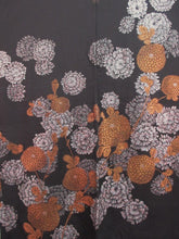 Load image into Gallery viewer, Haori Jacket Vintage(1950-1980) Black Chrysanthemum #133
