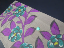Load image into Gallery viewer, MKF#207 Silk Kimono Fabric Vintage(1920-1950) Meisen Flower Gray 56.3x13.4in(143x34cm)
