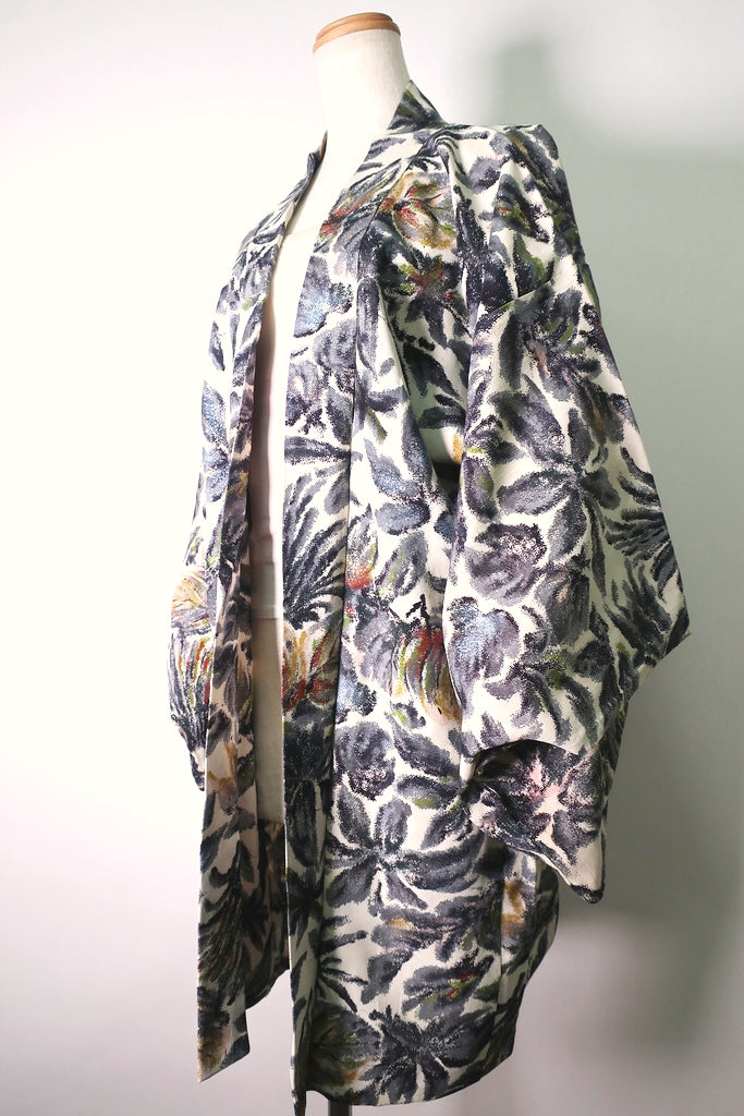 Haori Jacket Vintage(1920-1950) White Artistic Leaf Silk #8807A3