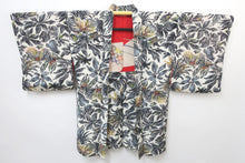 Load image into Gallery viewer, Haori Jacket Vintage(1920-1950) White Artistic Leaf Silk #8807A3
