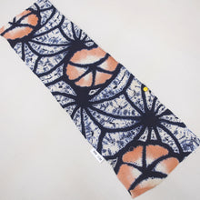 Load image into Gallery viewer, KK1126B3 Cotton Kimono Fabric Vintage(1920-1950) Makiage Shibori Navy 43.3x12.2in(110x31cm)

