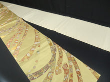 Load image into Gallery viewer, Fukuro Obi Gold Butterfly Chrysanthemum Silk BB98W6
