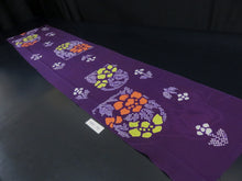 Load image into Gallery viewer, KK791A7 Silk Kimono Fabric Vintage(1950-1980) Shibori Dark Purple 57.1x11.8in(145x30cm)
