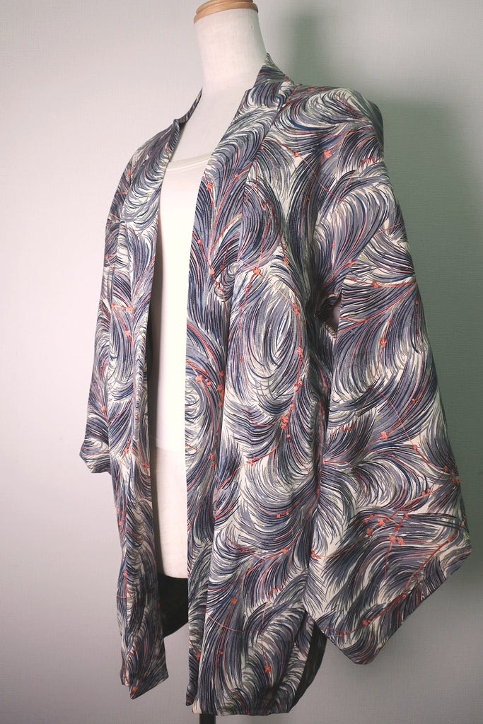 Haori Jacket Vintage(1950-1980) Cream white Gray Plum blossom Branch Silk #8564G1