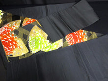 Load image into Gallery viewer, Fukuro Obi Vintage(1950-1980) Black Gold Chrysanthemum Silk BB85W5
