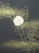 Load image into Gallery viewer, Haori Jacket Vintage(1950-1980) Black Gold Chrysanthemum Silk #7601H4
